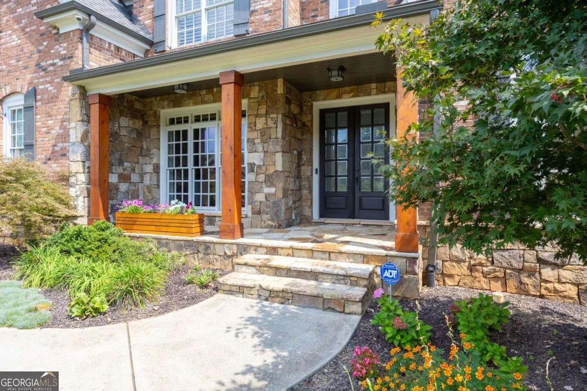 2260 Falkirk Pointe Drive