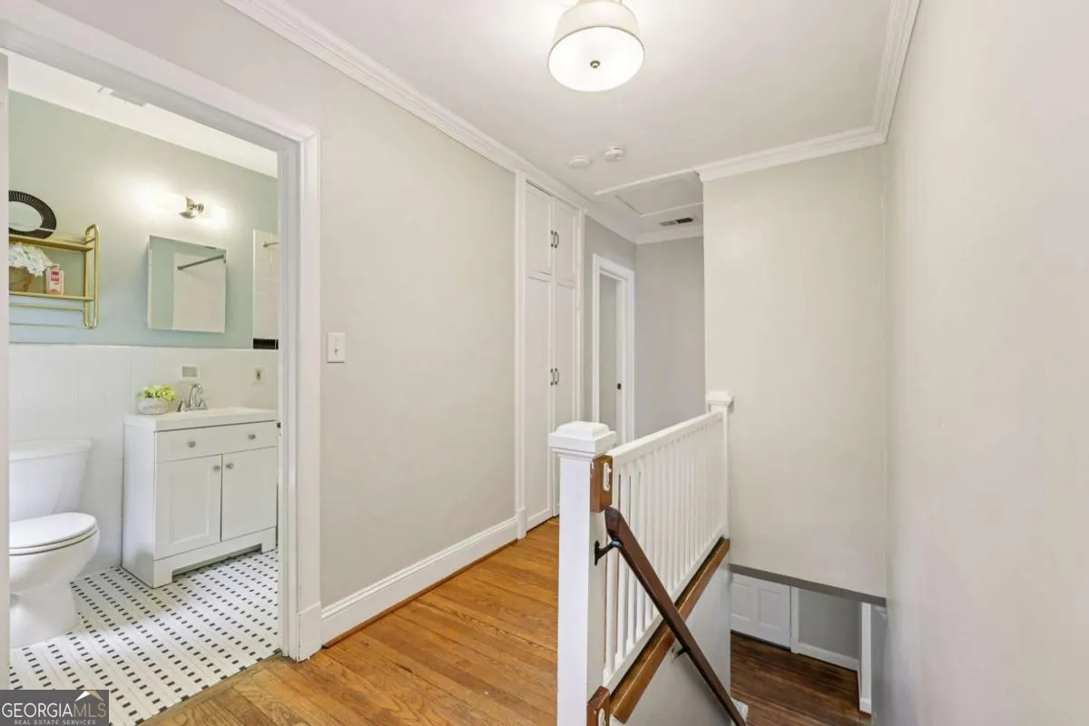 16 Kensington Road