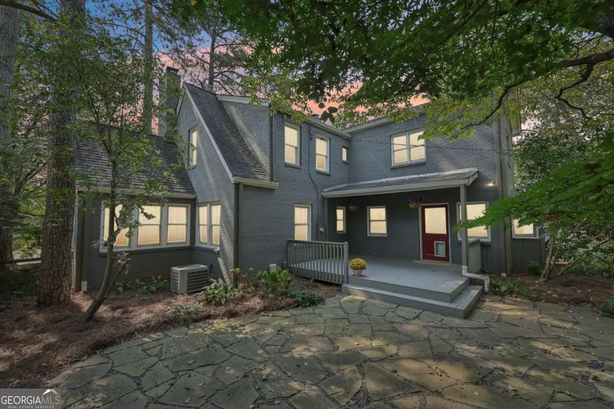 16 Kensington Road