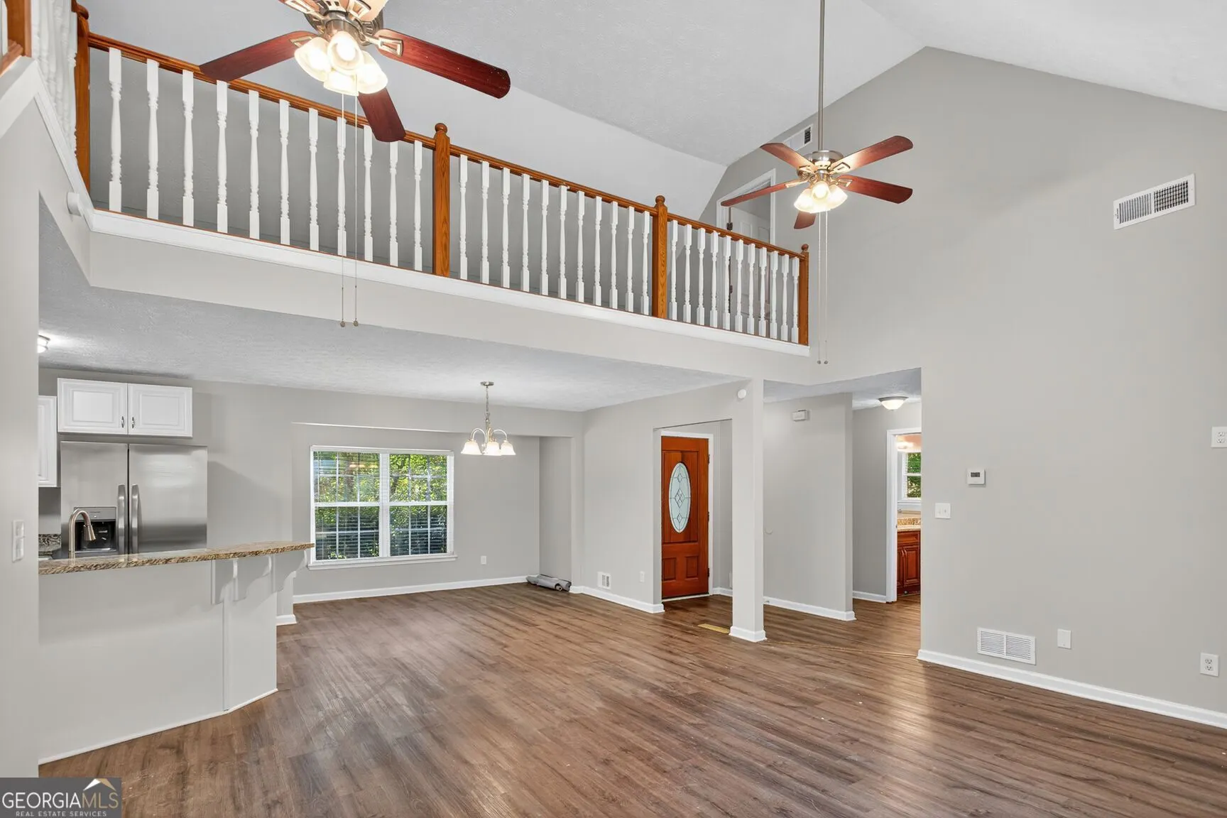 210 Riveredge Way