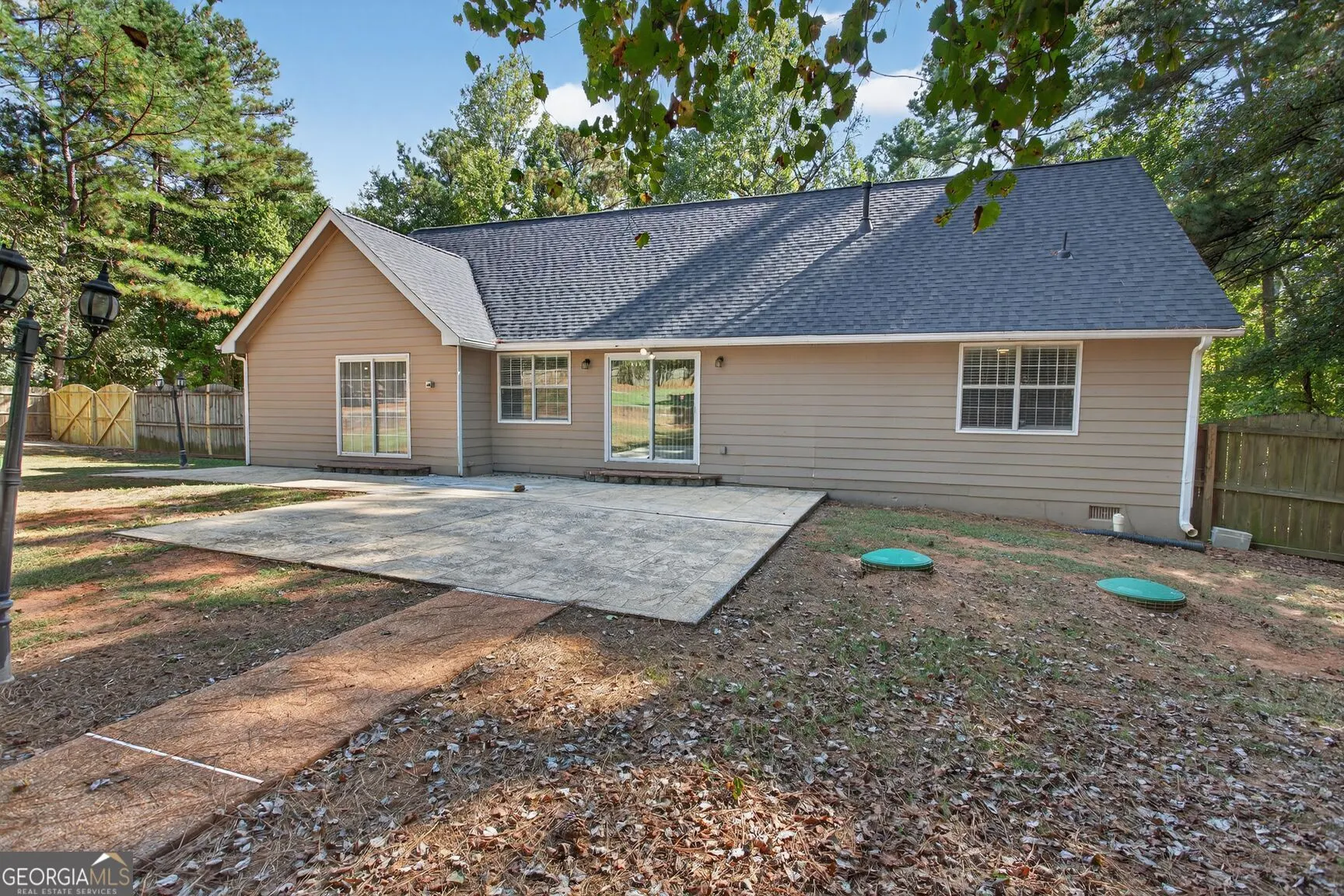 210 Riveredge Way