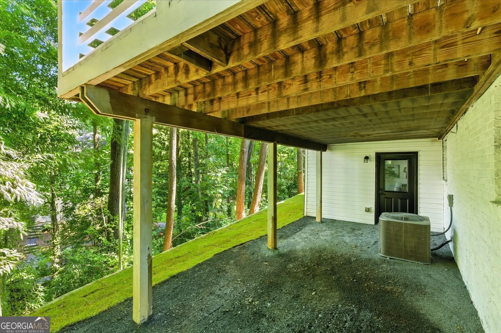 130 Bonnie Lane NE