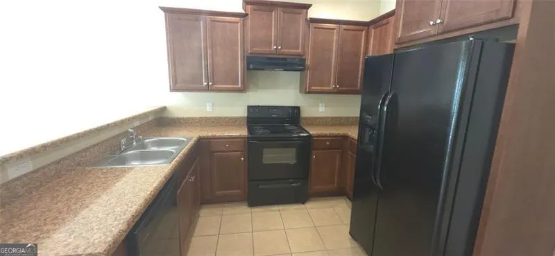 539 BROUGHTON Drive
