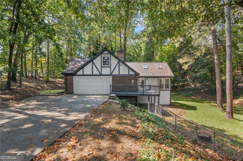 965 Heards Ferry Road