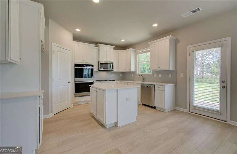 270 Arnewood Circle