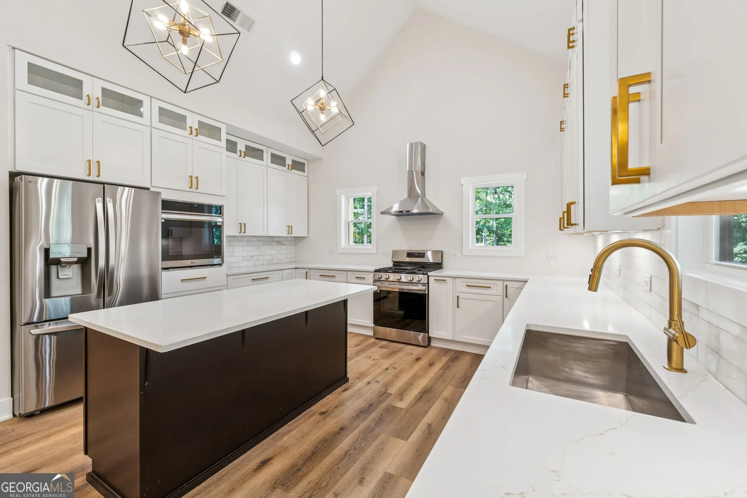 613 Ann Court, #5