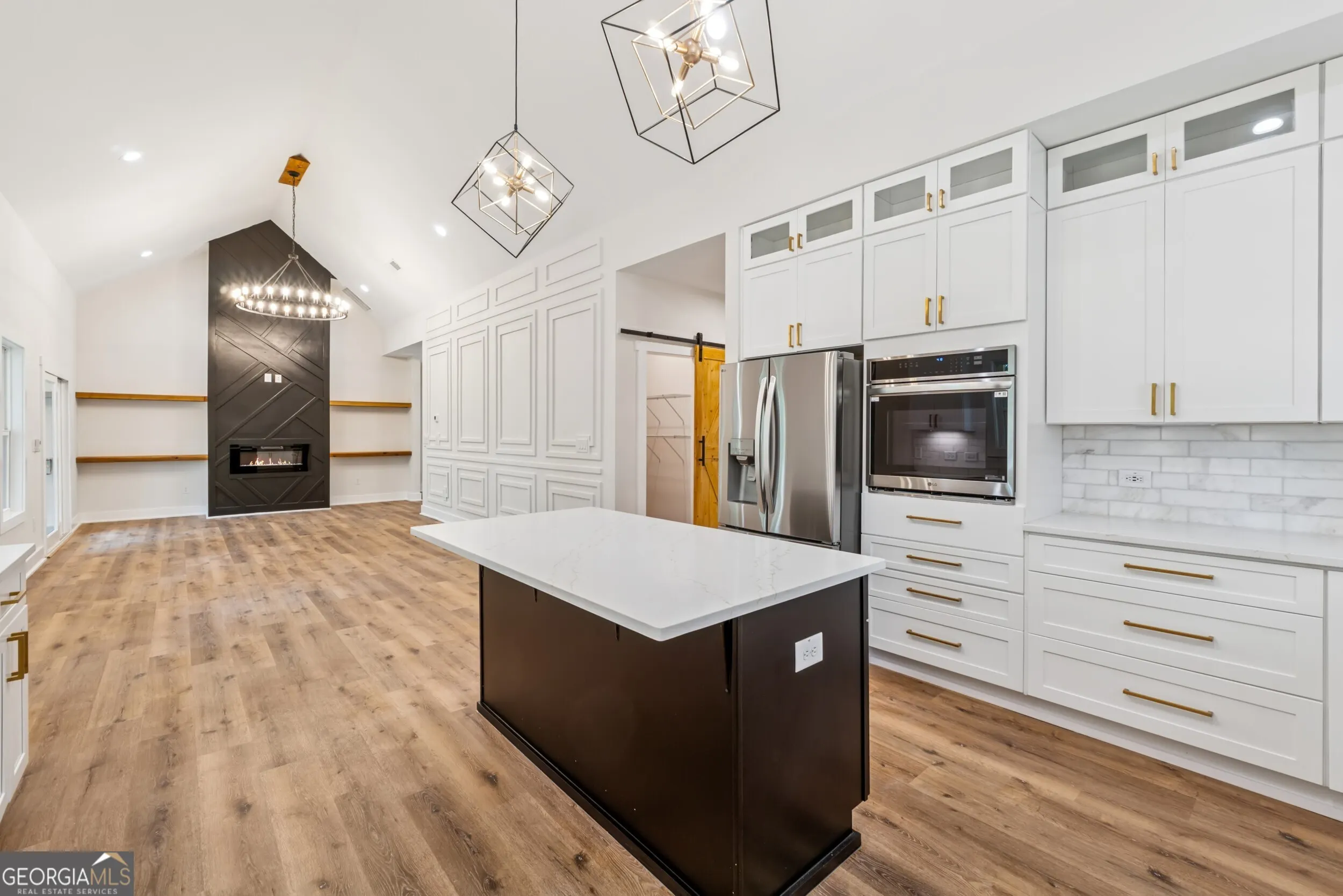 613 Ann Court, #5