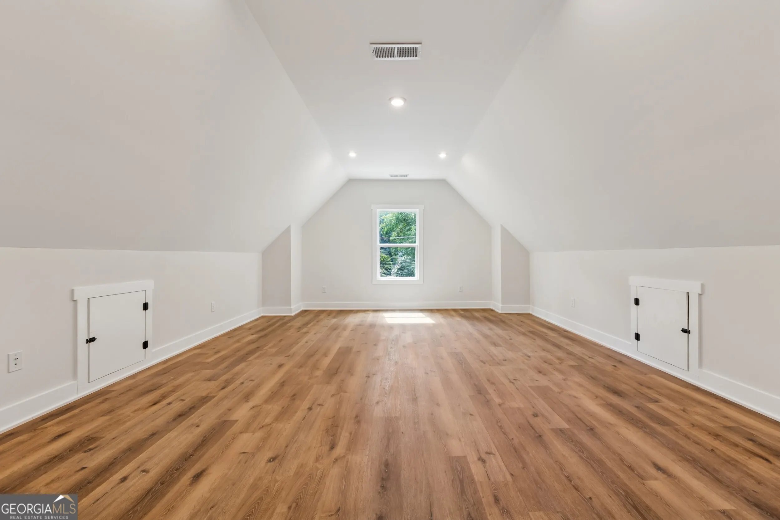 613 Ann Court, #5