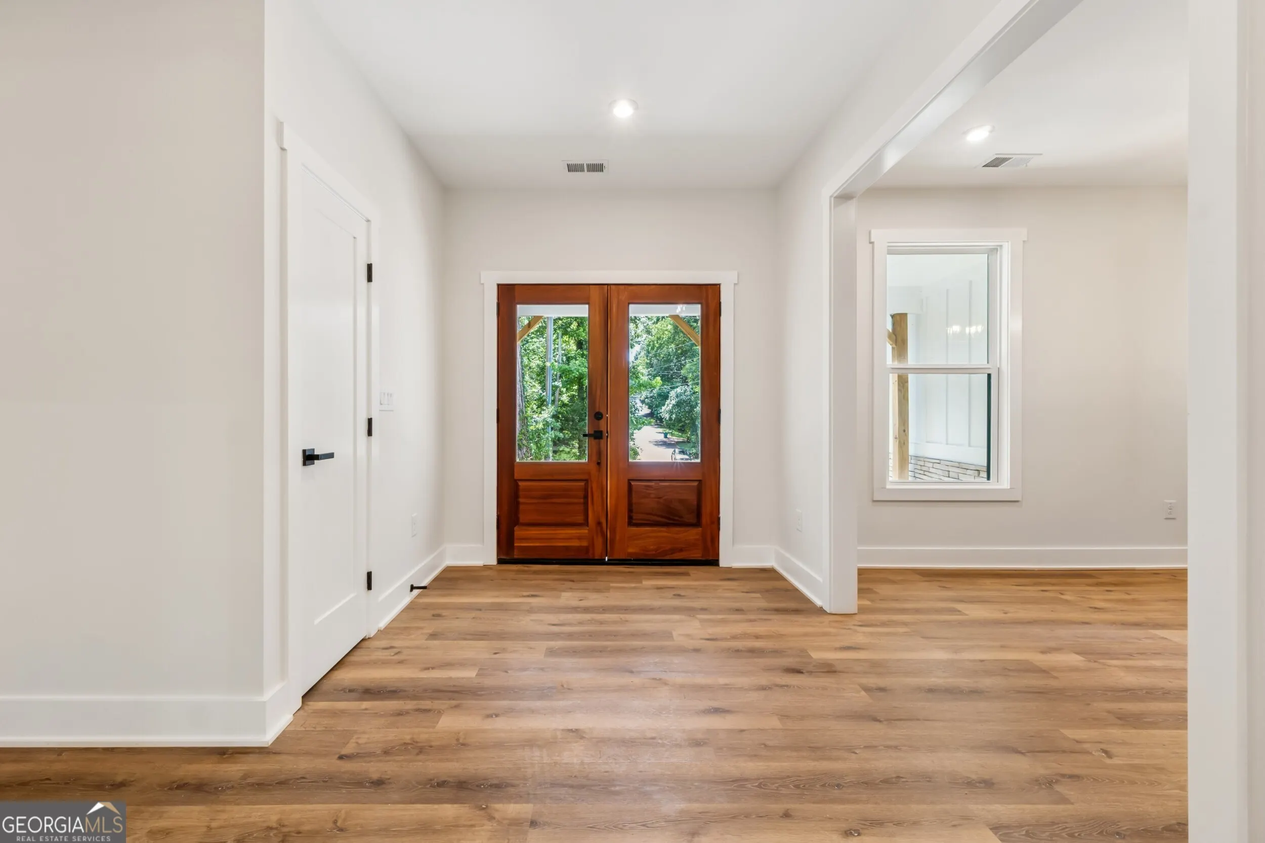 613 Ann Court, #5