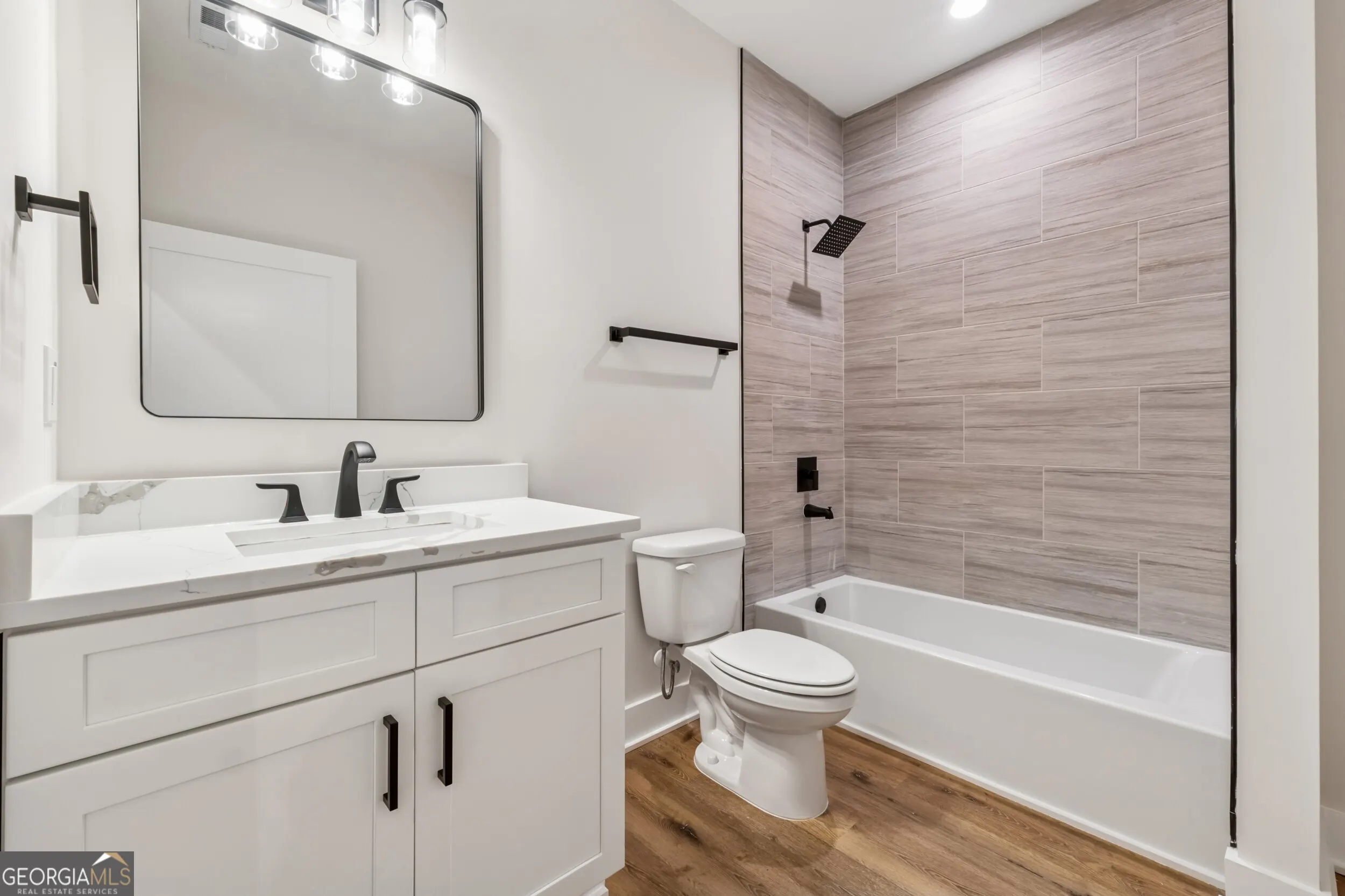 613 Ann Court, #5