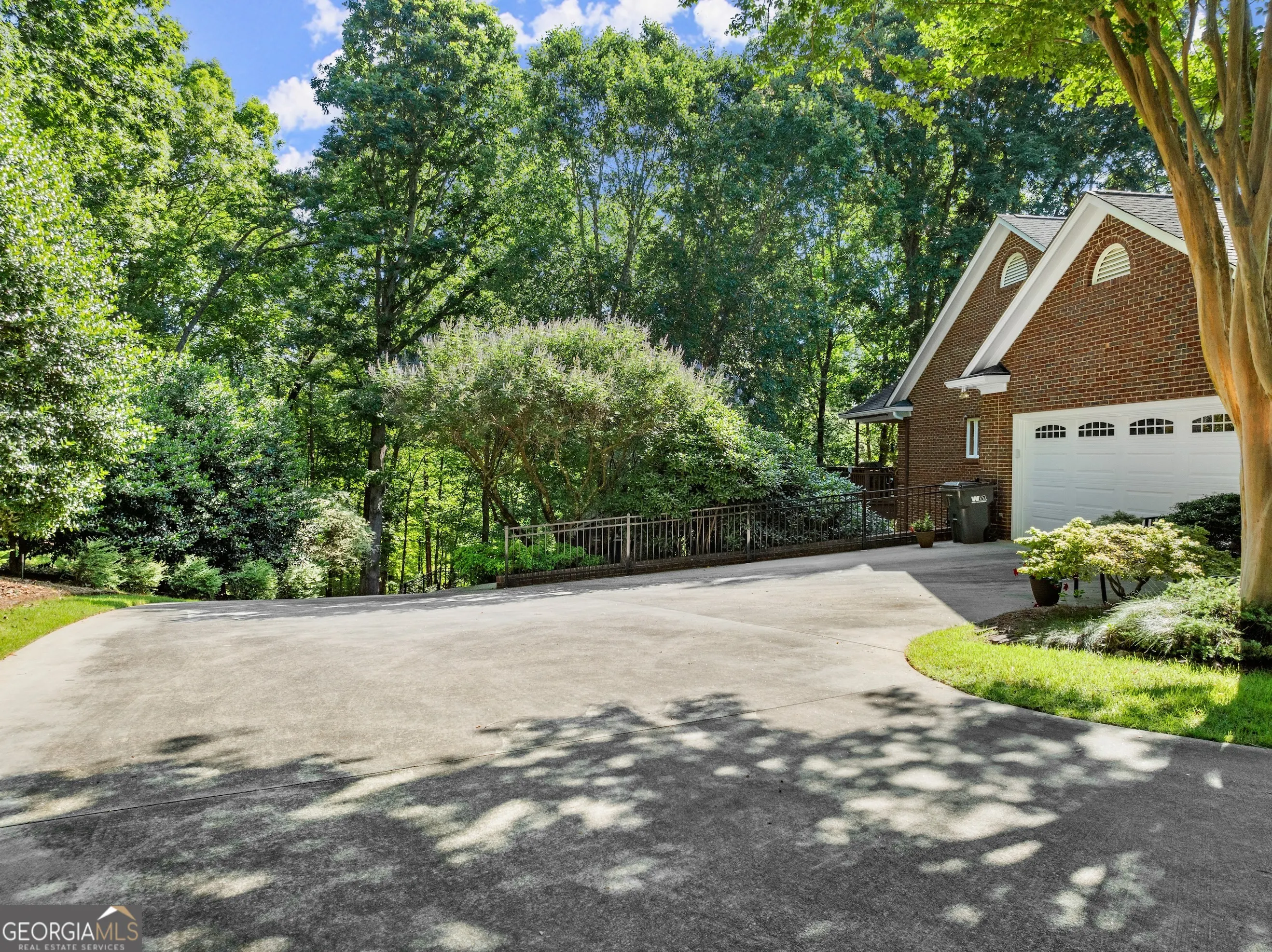 31 Willows Court