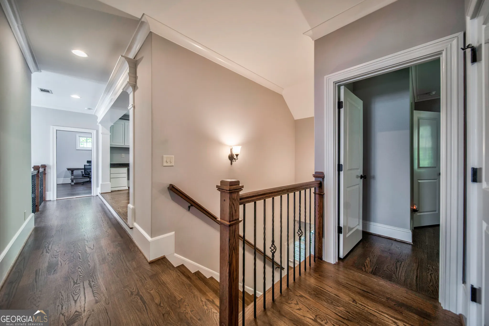 2885 Julias Way NW
