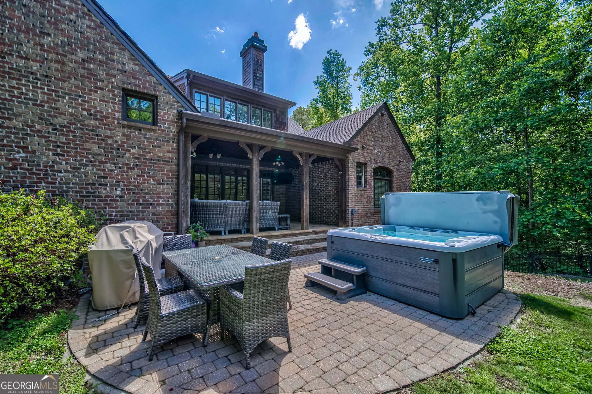 2885 Julias Way NW
