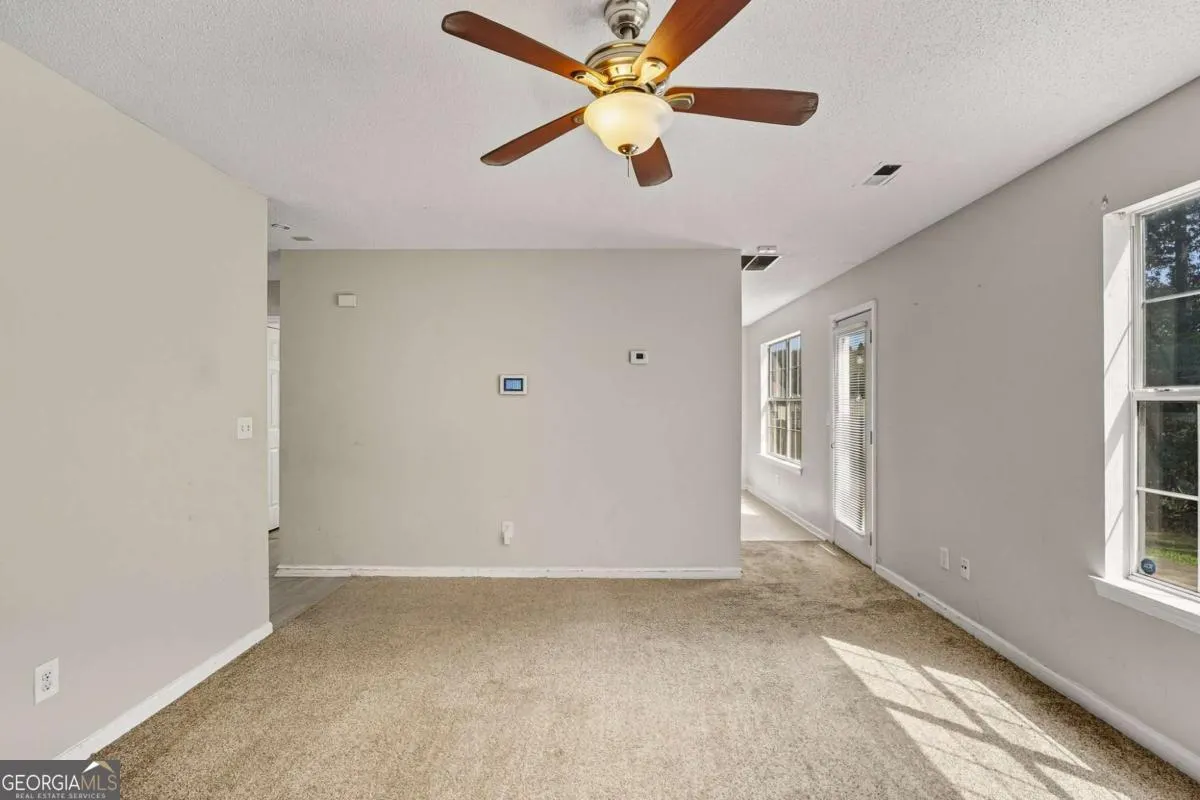 1651 ISLEWORTH Circle