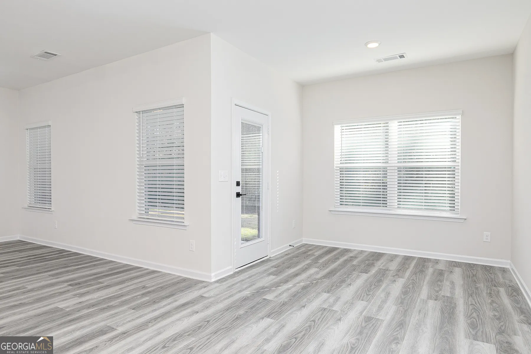 315 Egret Court