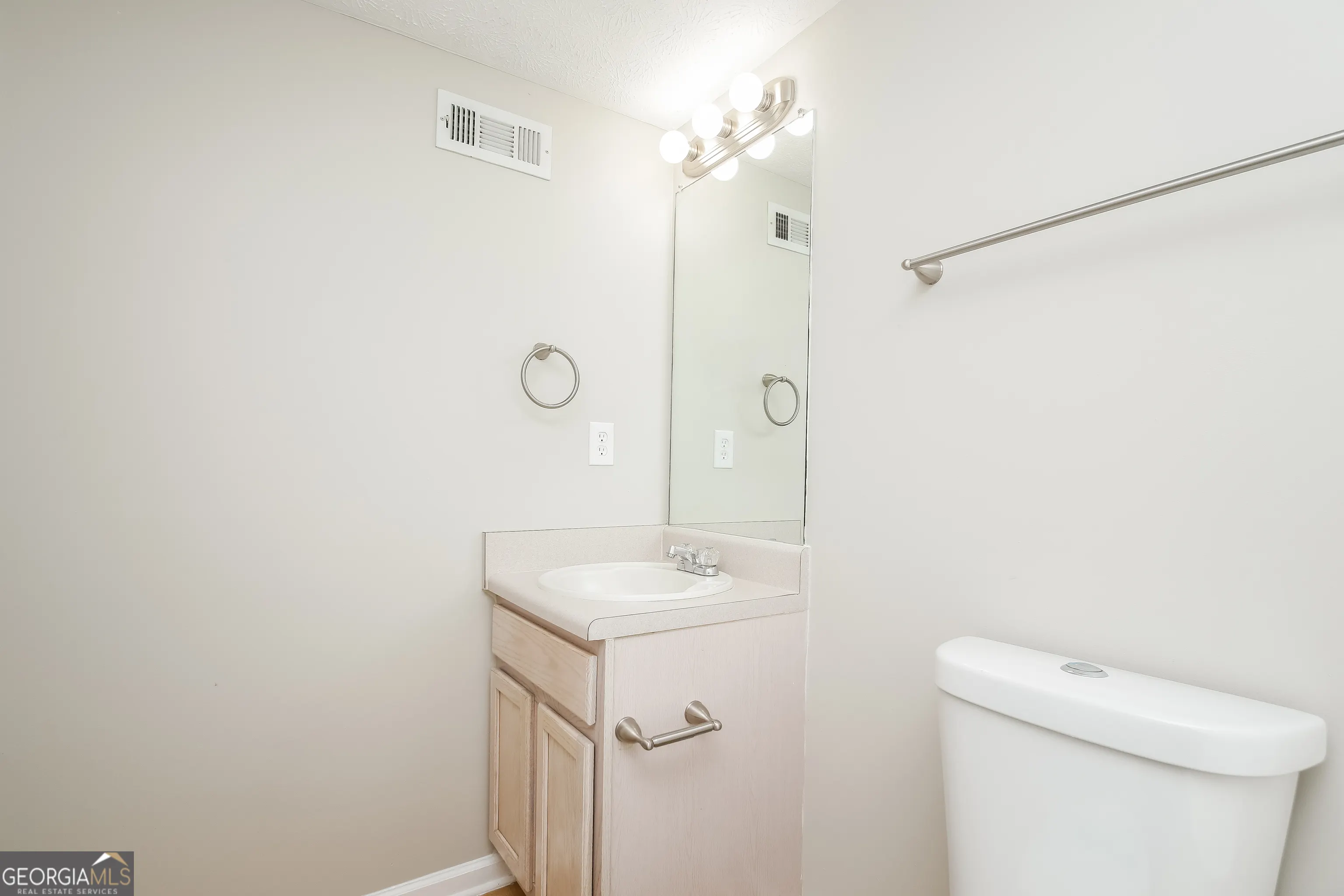 35 Streamview Trail