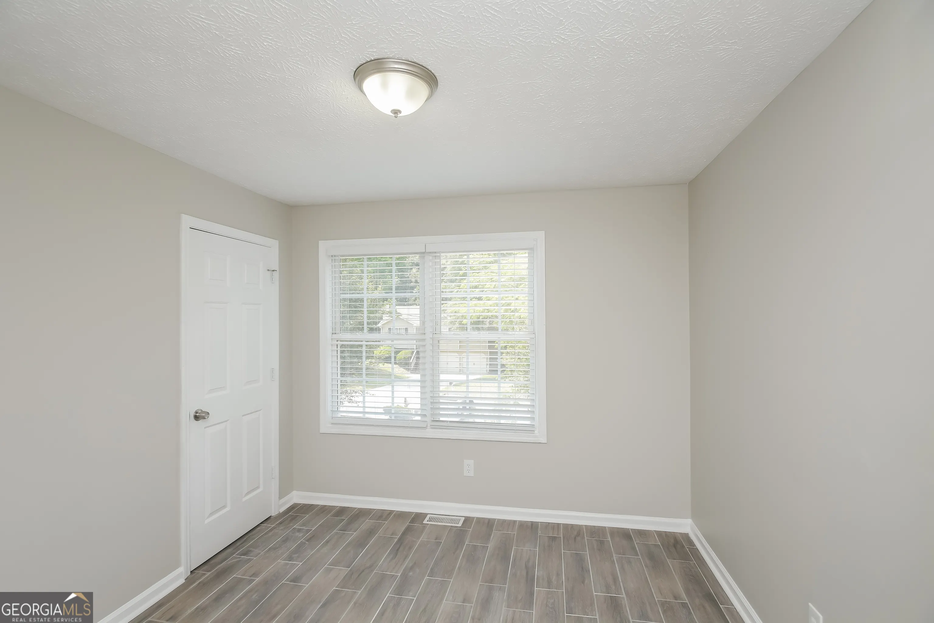 35 Streamview Trail