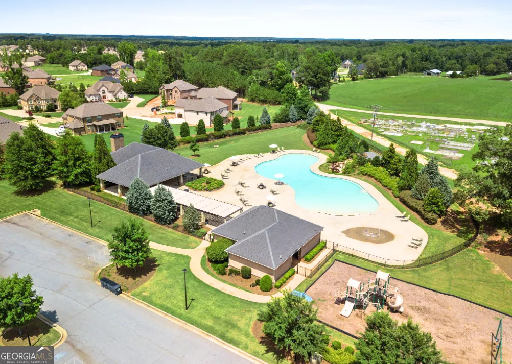 4580 Cloister Circle