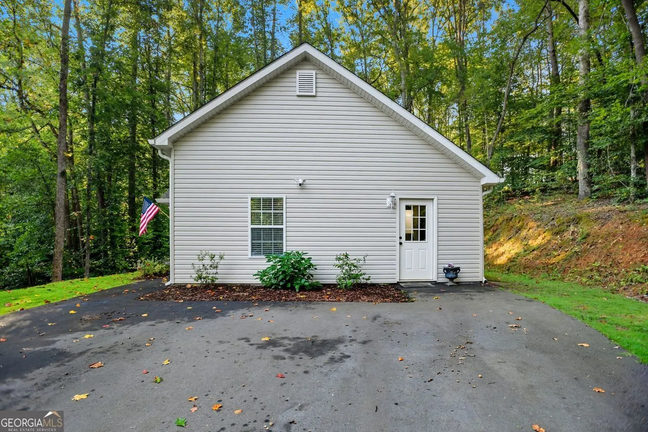 81 ANDERSON Drive