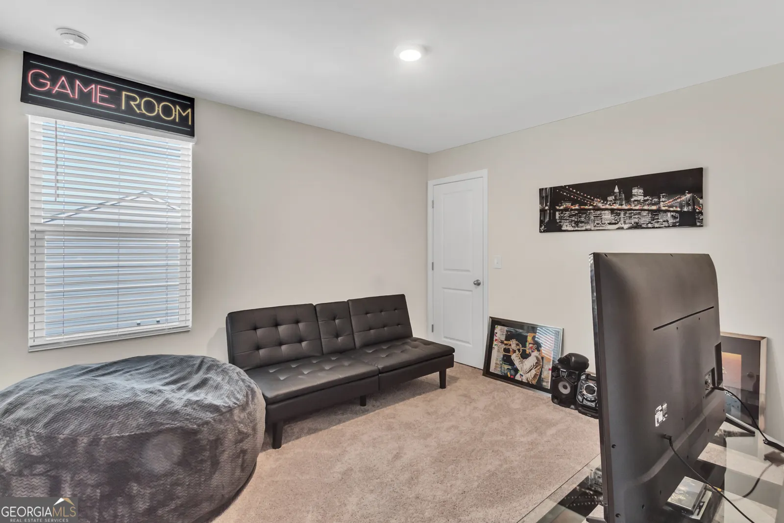 289 Pond Court