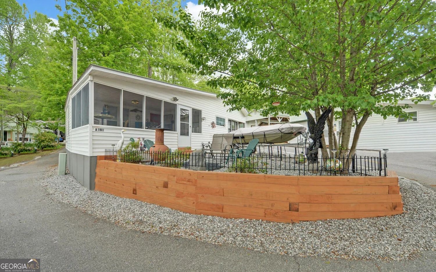 76 Periwinkle Lane