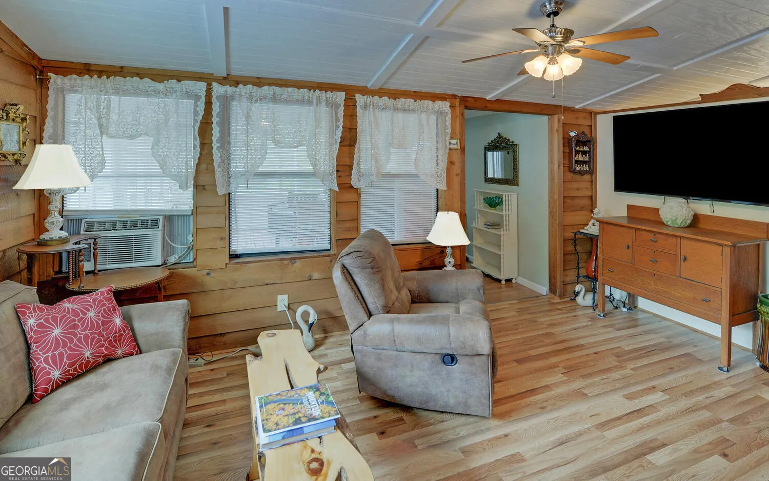76 Periwinkle Lane