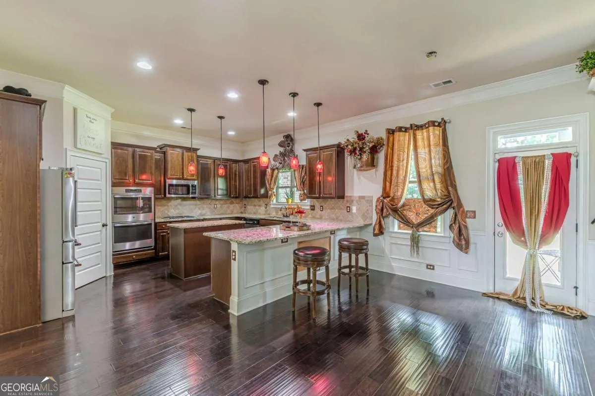 1405 Rainey Way