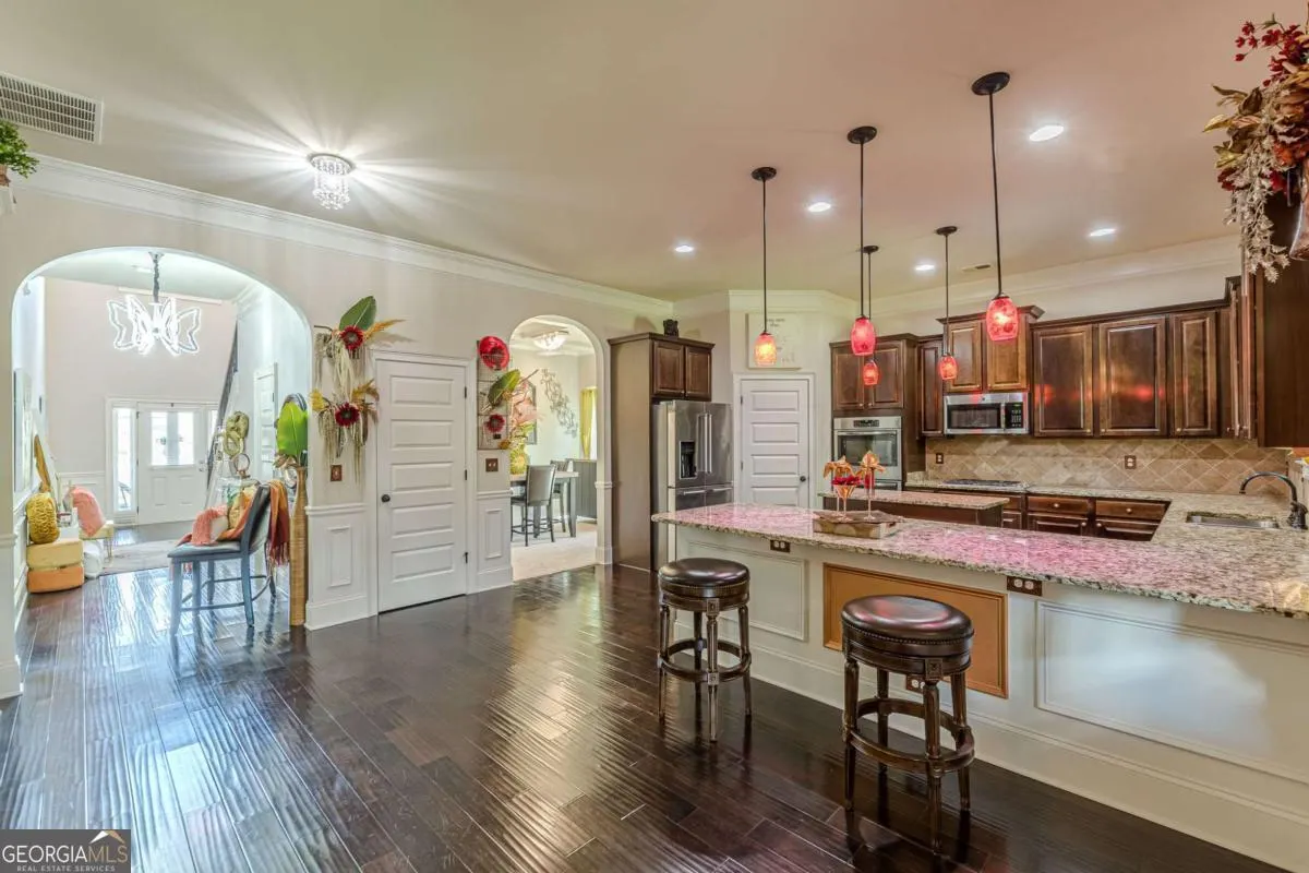 1405 Rainey Way