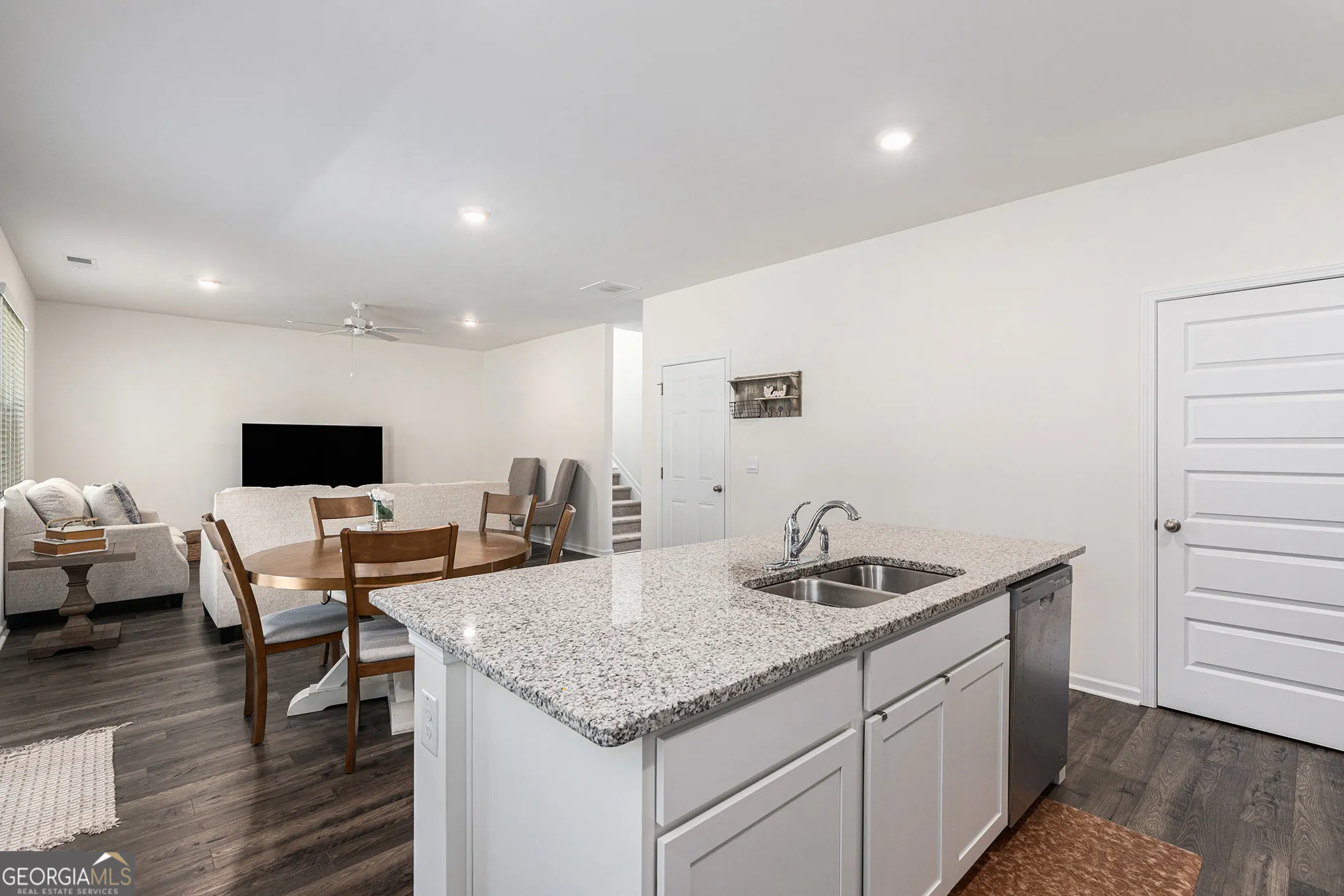 258 Friendship Oak Way