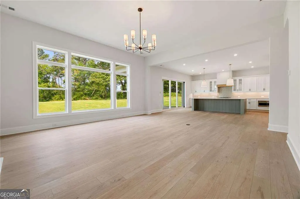 158 Palisade Drive