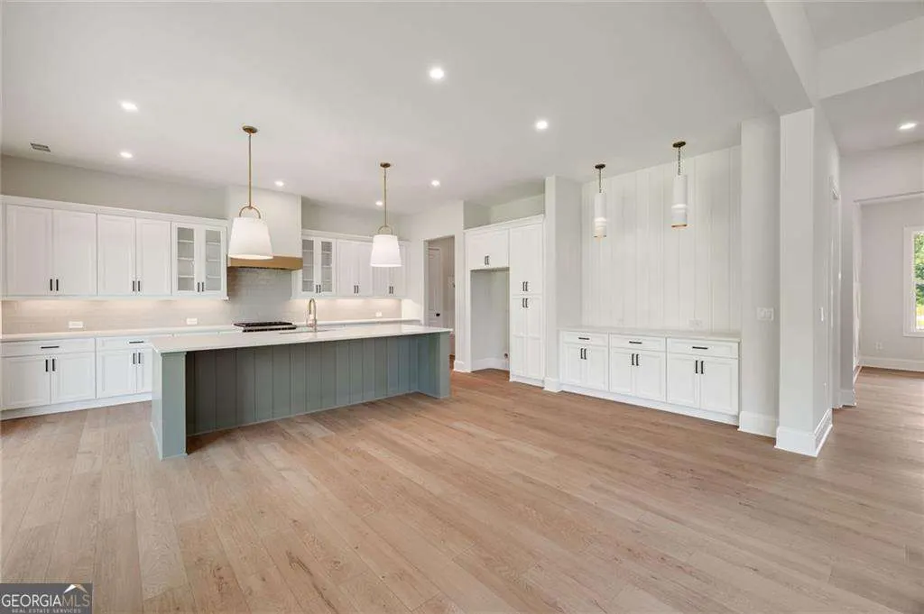 158 Palisade Drive