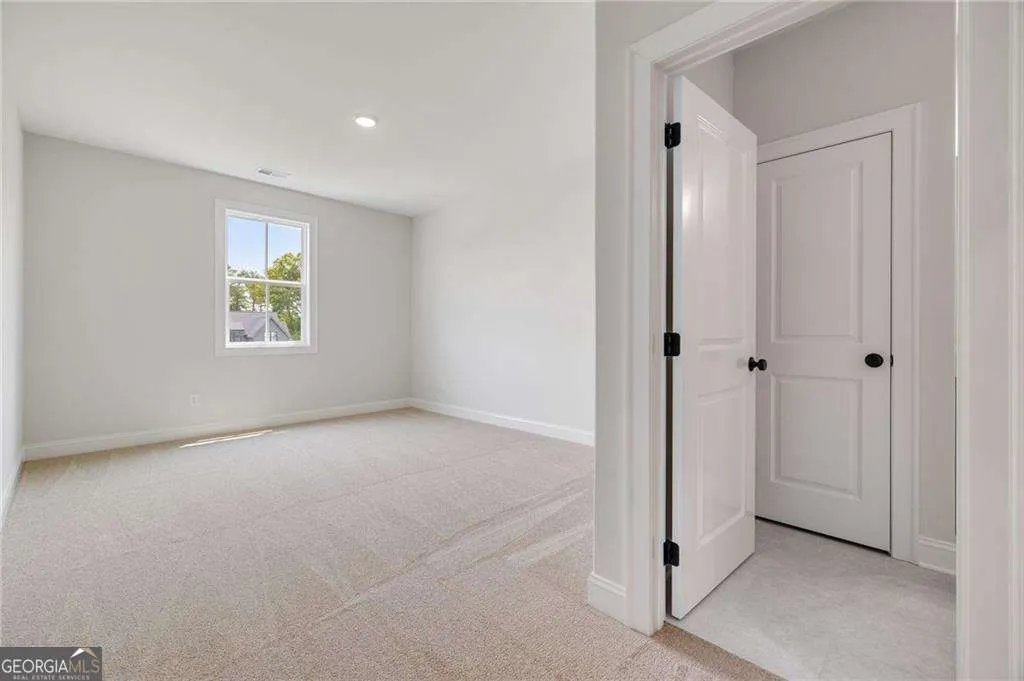 158 Palisade Drive
