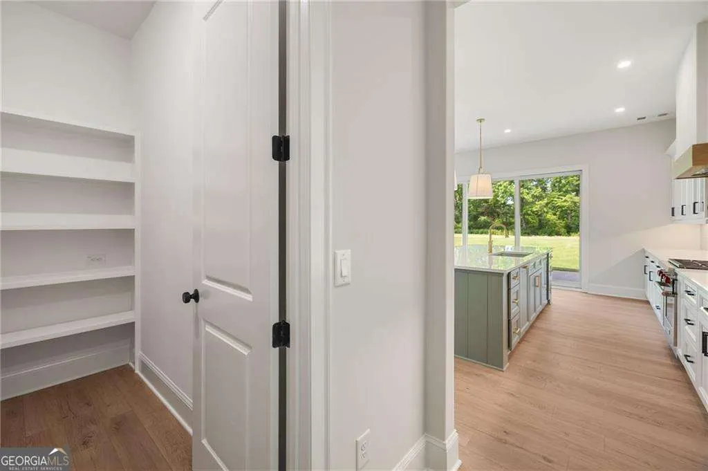 158 Palisade Drive