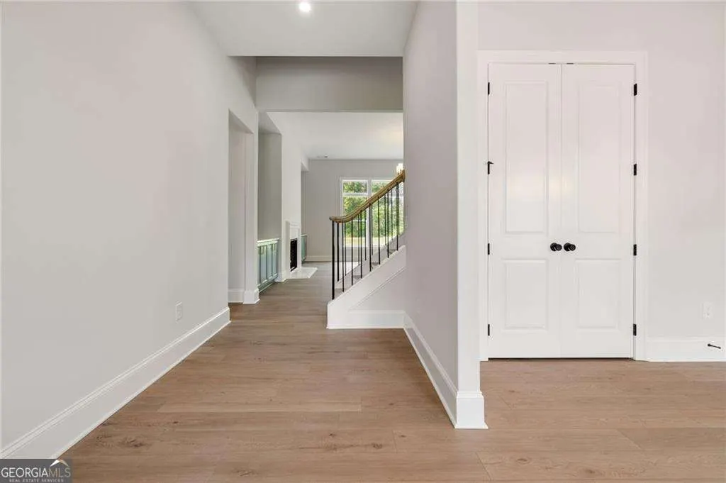 158 Palisade Drive