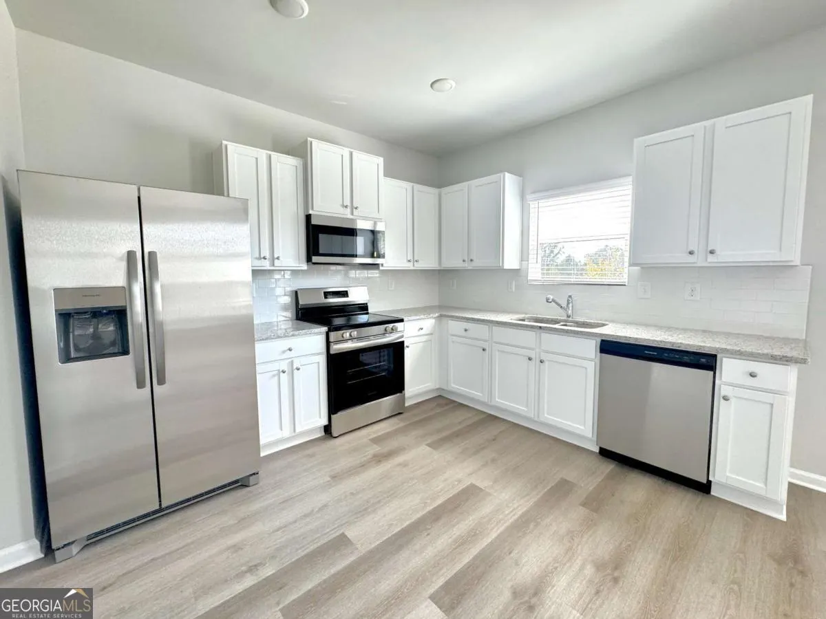 11075 Suria Drive