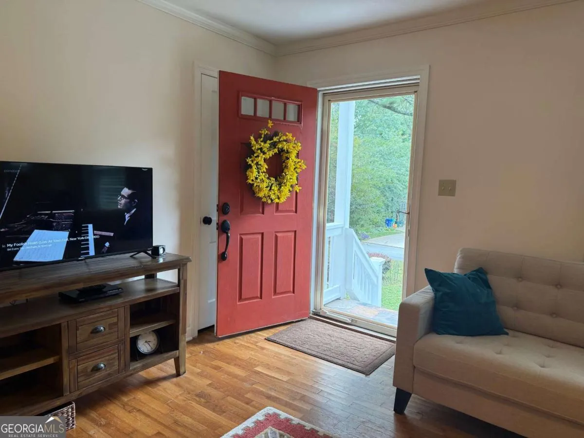 811 Scott Circle