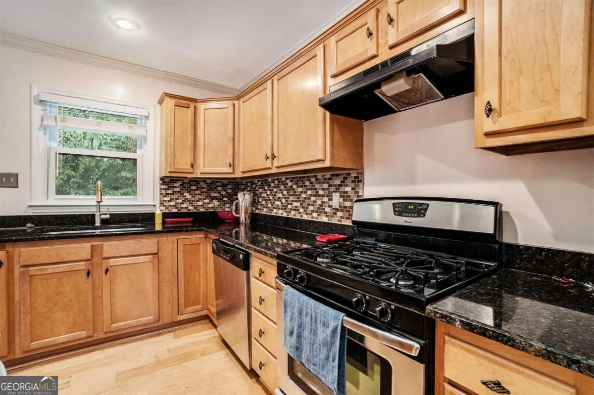 811 Scott Circle