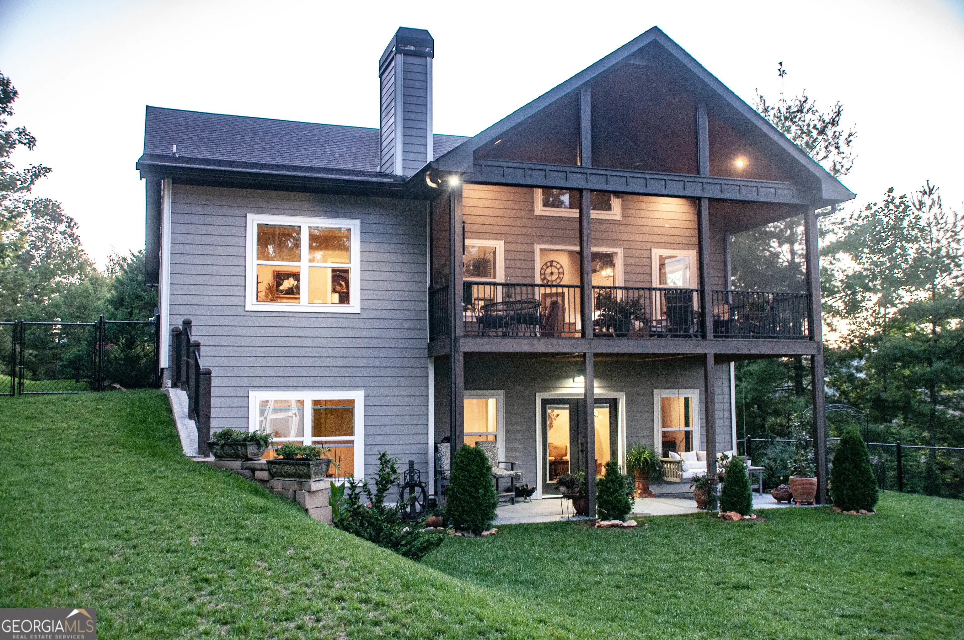 6133 Ruth Drive