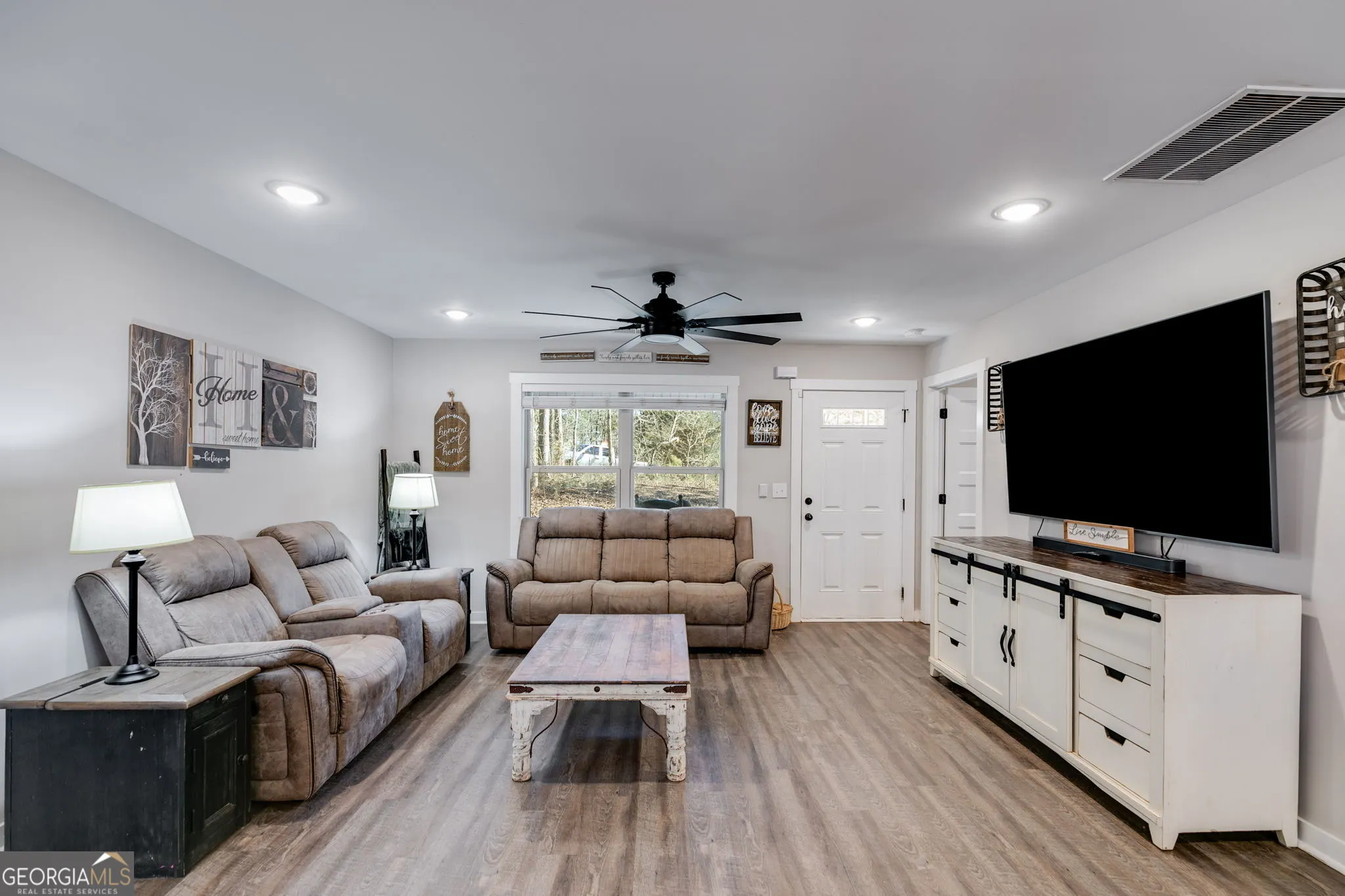132 Pinnacle Way