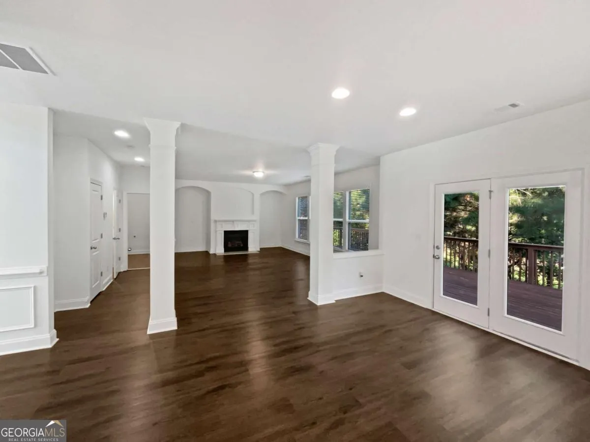 1476 Rolling View Way