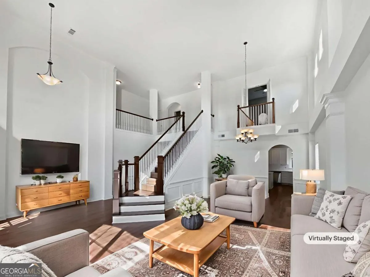 1476 Rolling View Way