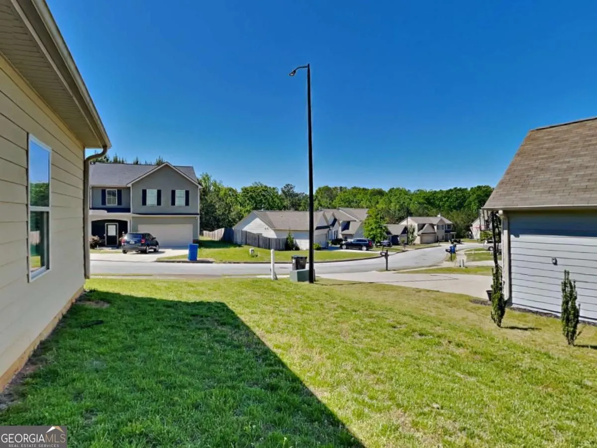 9 Holsteiner Lane