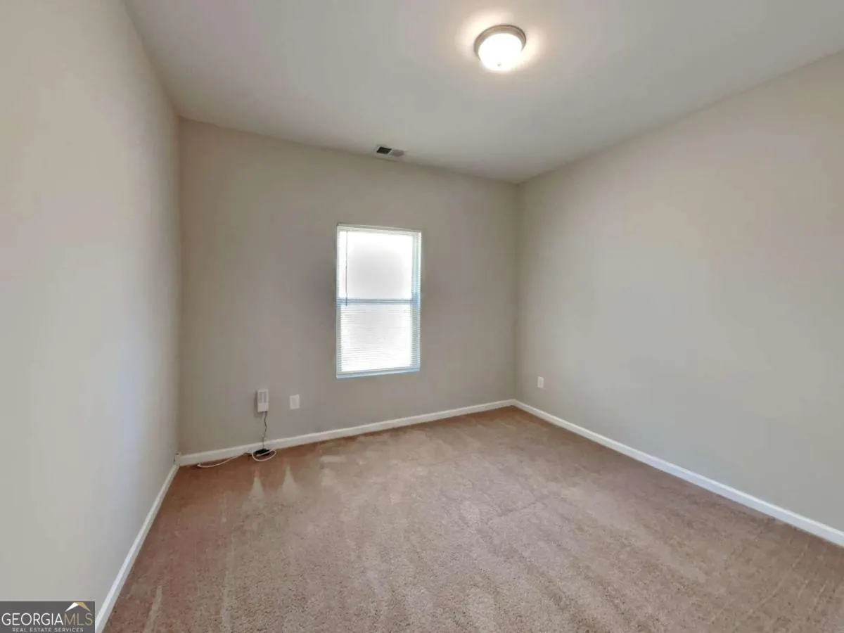 9 Holsteiner Lane