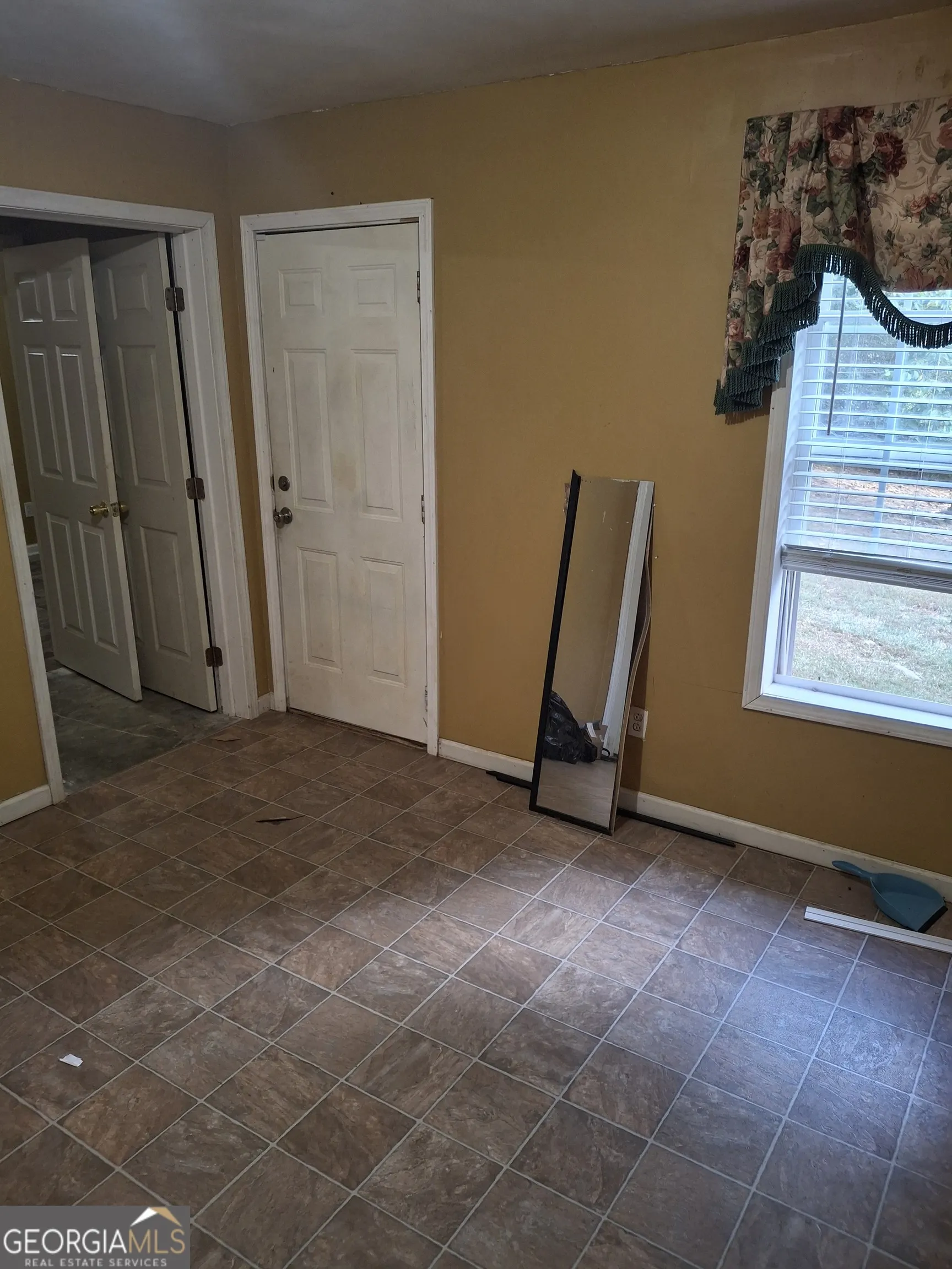 3284 Clubside View Court