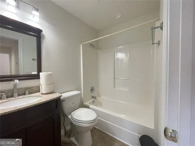 2204 BRANDON Lane