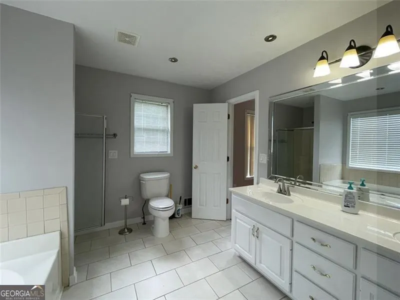2204 BRANDON Lane