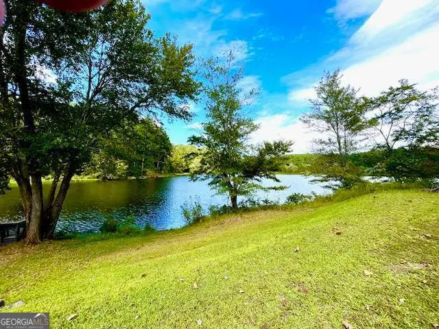 916 Cove Lake Drive