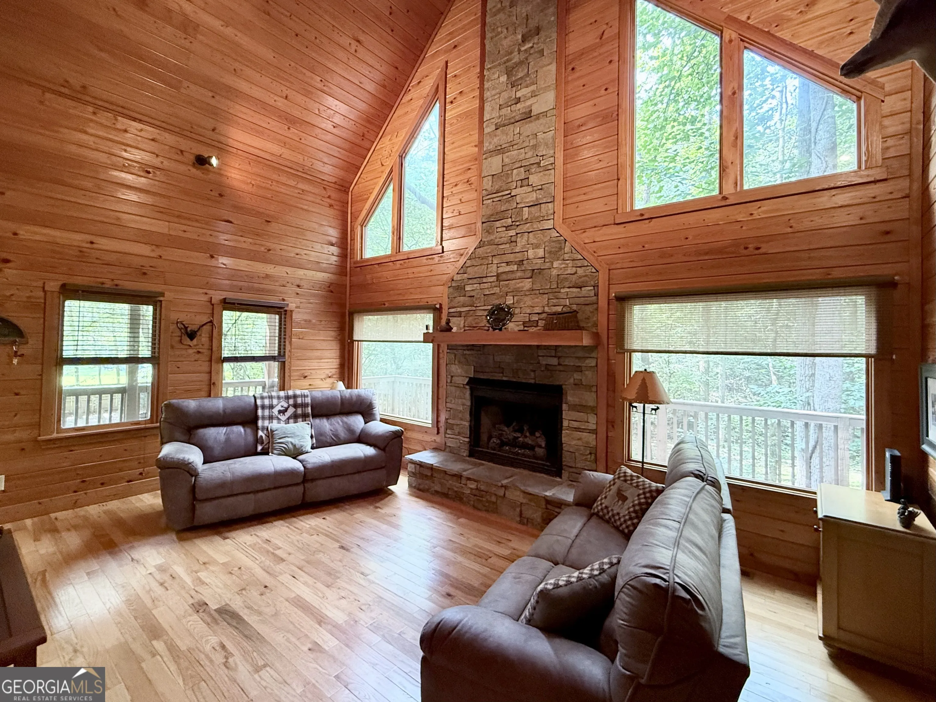 922 Amys Ford Trail