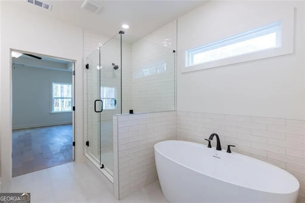 8290 Creekside Overlook Drive