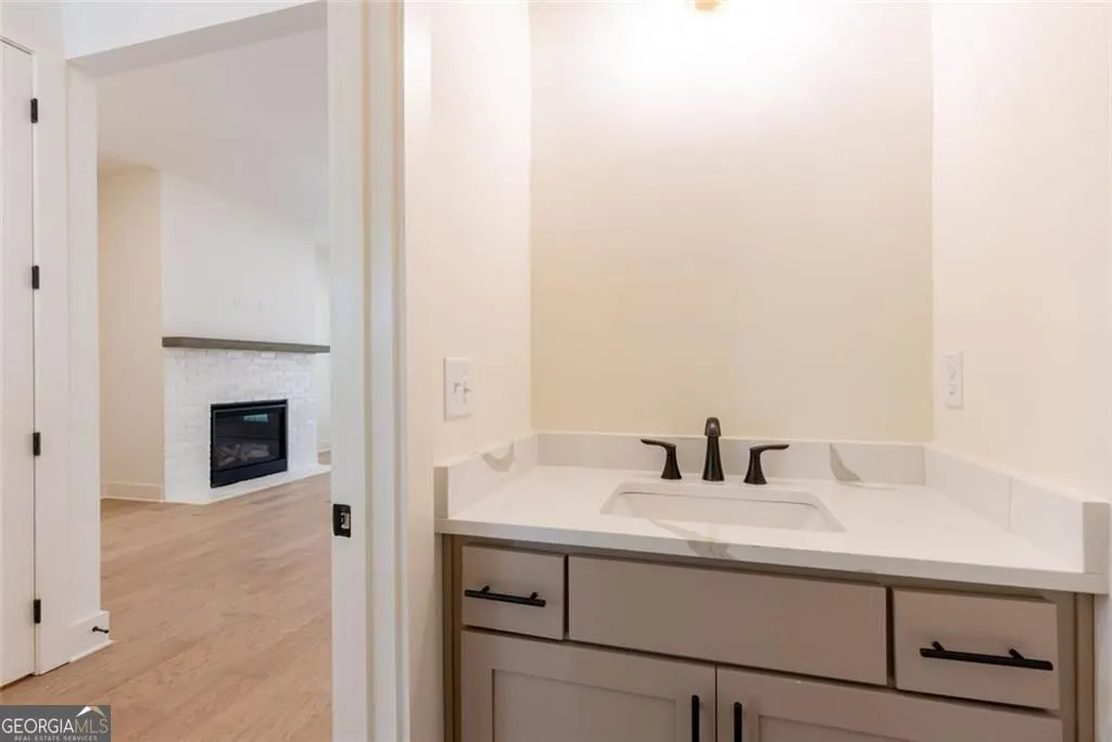 8290 Creekside Overlook Drive